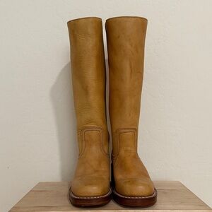 New Frye Campus Boots Size 5.5